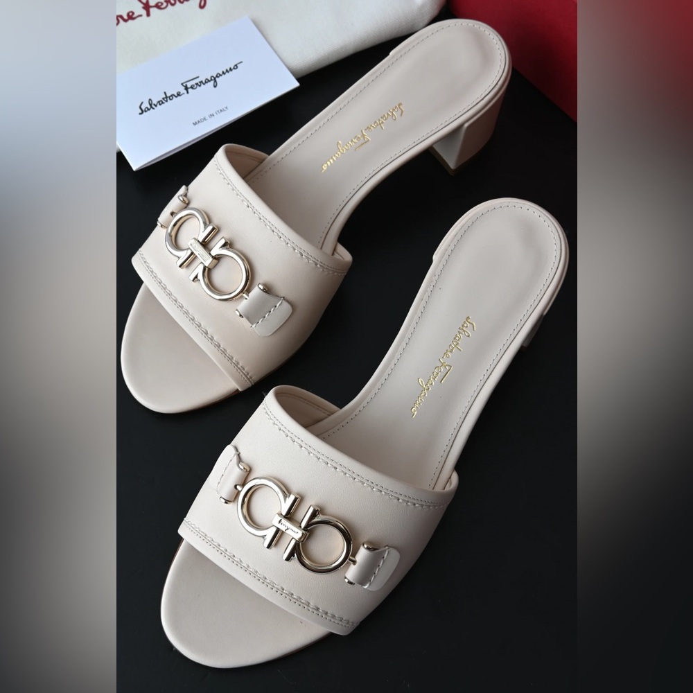 Salvatore Ferragamo Rhodes Bone Calf Leather Slide‎ Mule Heels 4cm Italy 6.5C